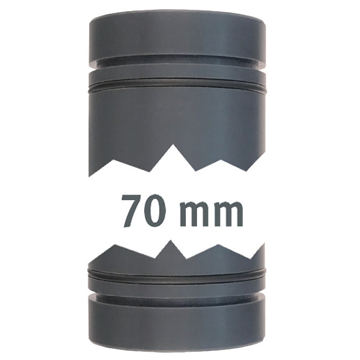 Graues Rohrstecksystem-Teil mit zwei umlaufenden Ringen und Deckel, Nahaufnahme, 70 mm Maßangabe sichtbar