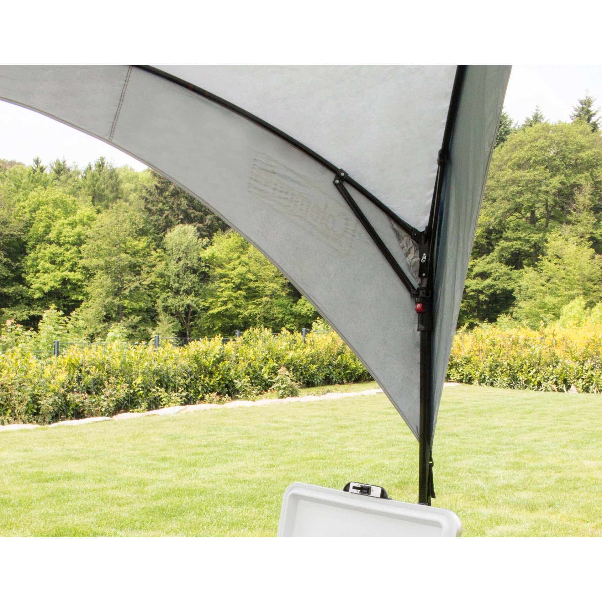 Coleman FastPitch Shelter – Aufbau