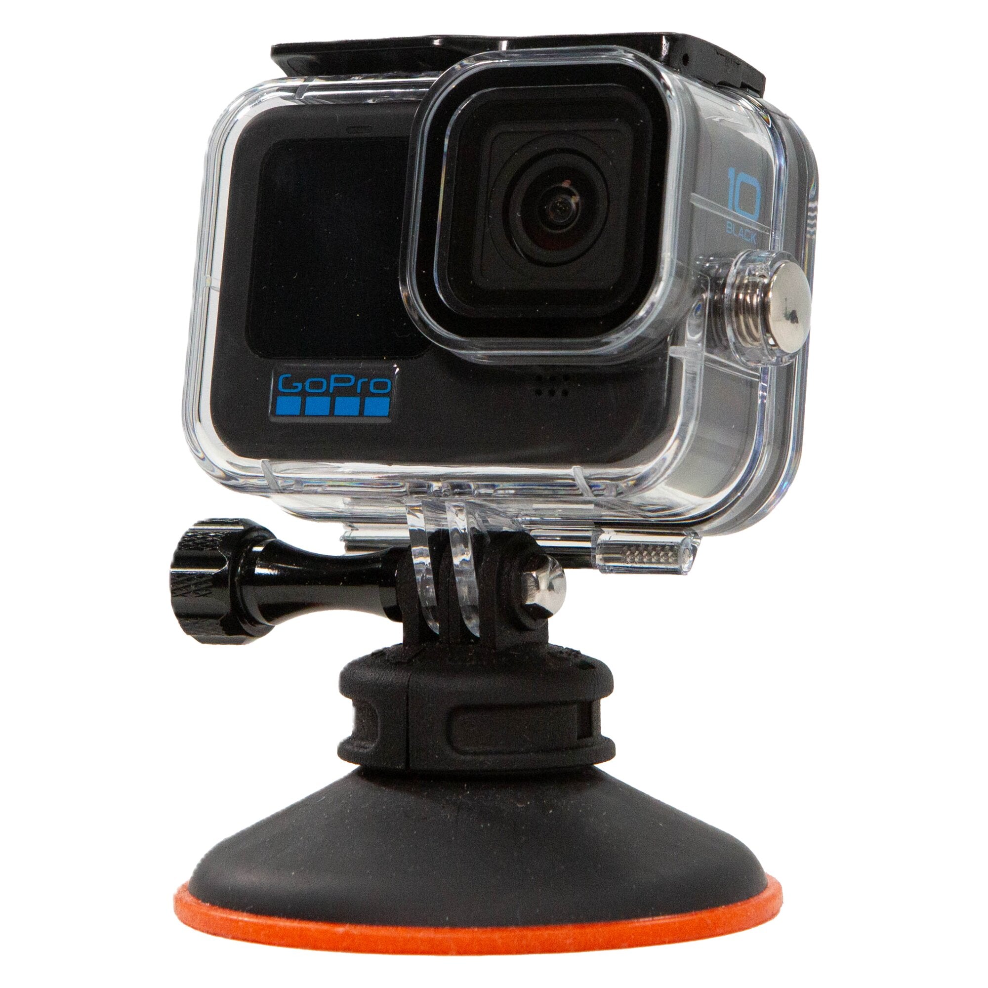 Detailaufnahme eines GoPro-Schutzgehäuses mit Saugnapf-Halterung, transparentem Gehäuse, Linsenöffnung vorne, blauem GoPro-Logo und orangem Saugnapfring