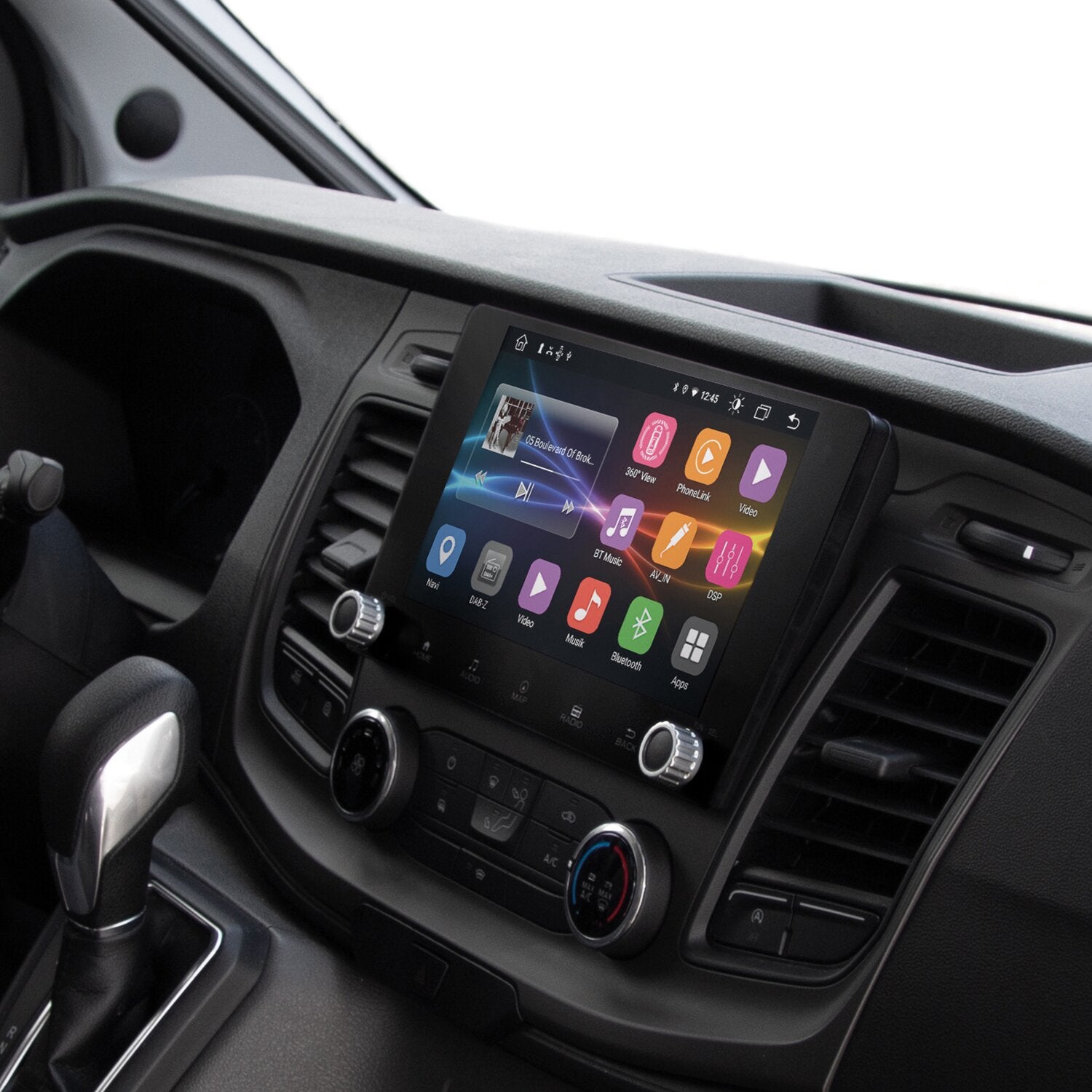 Navigationssystem ESX Vision VNC940 TRC 4G im Armaturenbrett eines Autos, großes Touchscreen mit bunten App-Symbolen und Knöpfen darunter