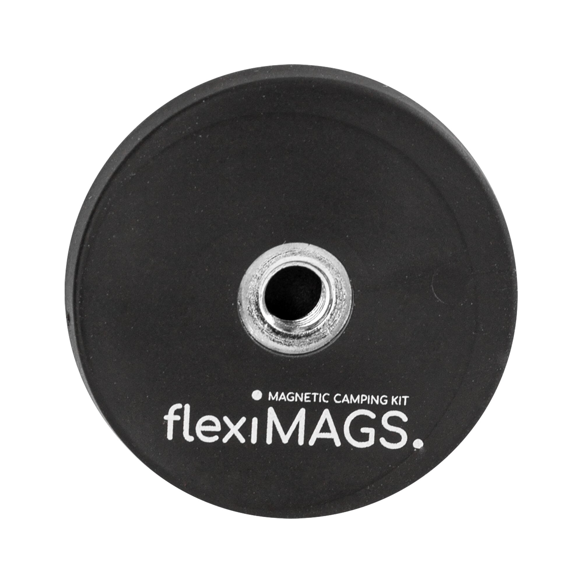 Runder schwarzer Magnet mit zentralem Metallring und Loch in der Mitte, Beschriftung flexiMAGS sichtbar auf der Oberfläche