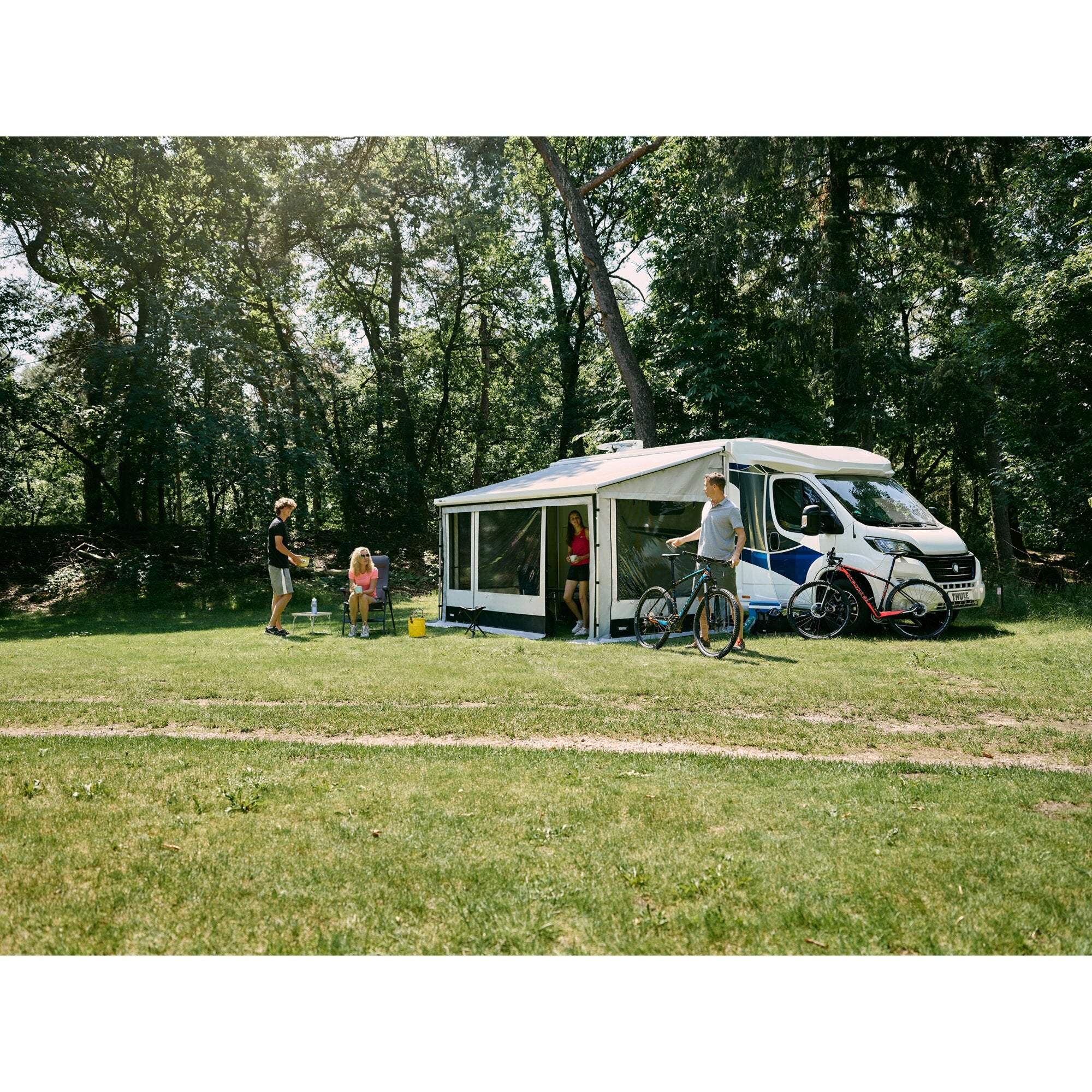 Vorderteil Thule Residence G3 – Ausführung für Kastenwagen –, 4 m