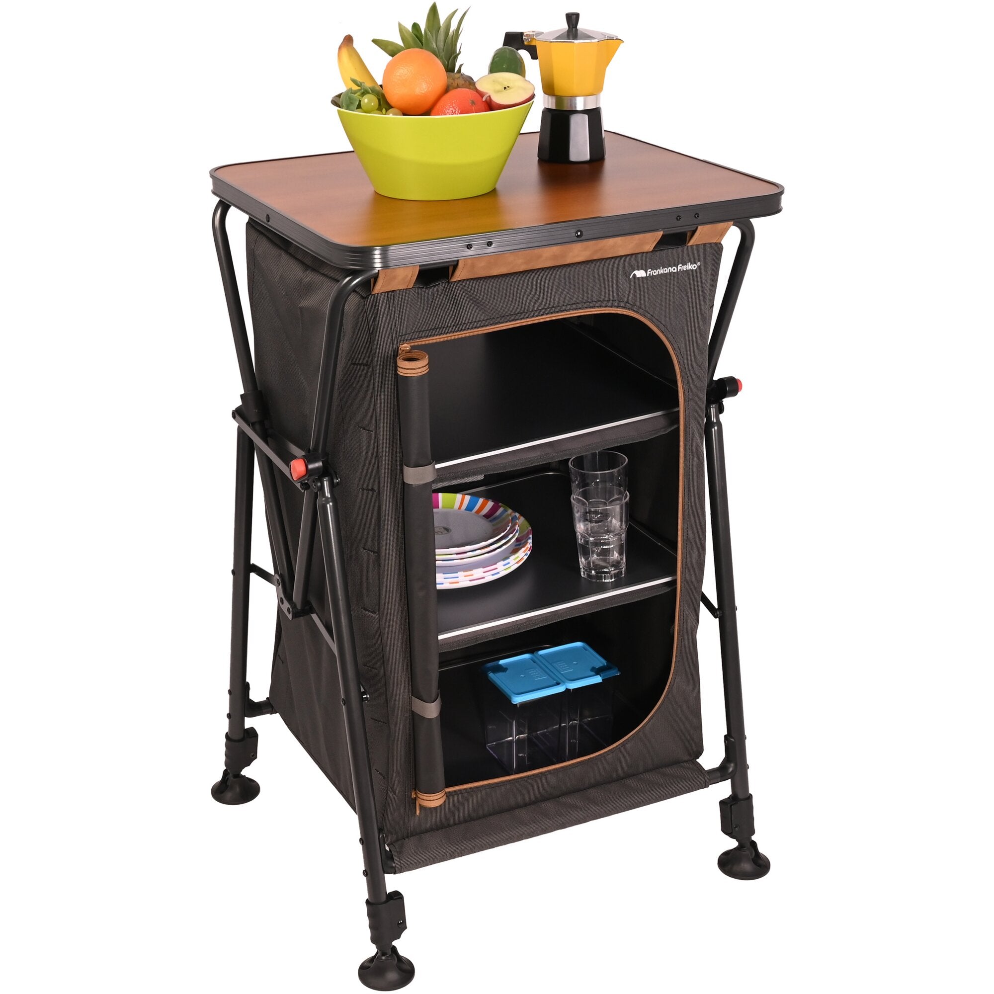 Campingschrank HighQ AC-059 V3 mit Holzoberfläche, schwarzem Gestell und Stofftaschen; Ablage mit grünem Obstkorb und gelber Espressokanne