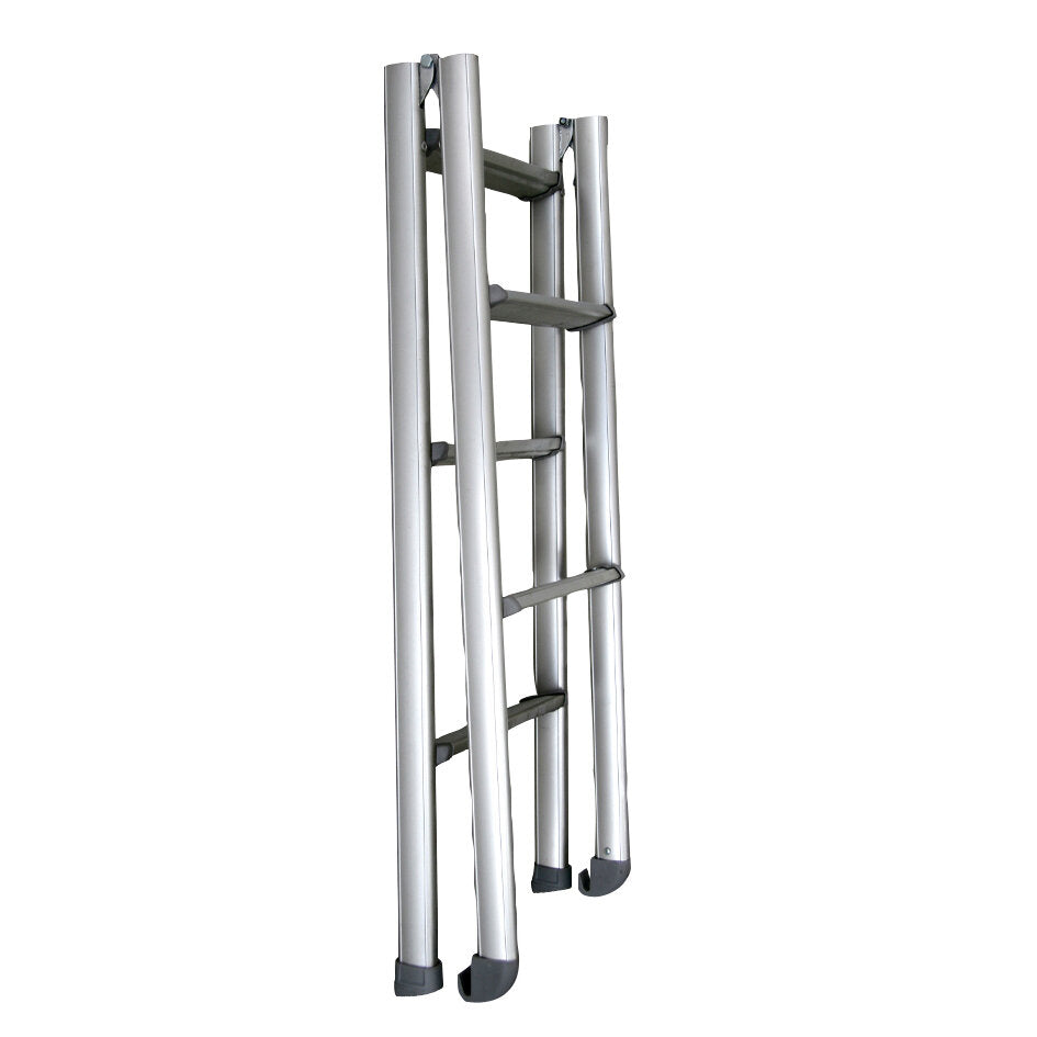 Zusammengefaltete Aluminium-Alkovenleiter Scala 3, 150 cm, silberfarben, mehrere Trittstufen, Standfüße mit Gummiabdeckungen