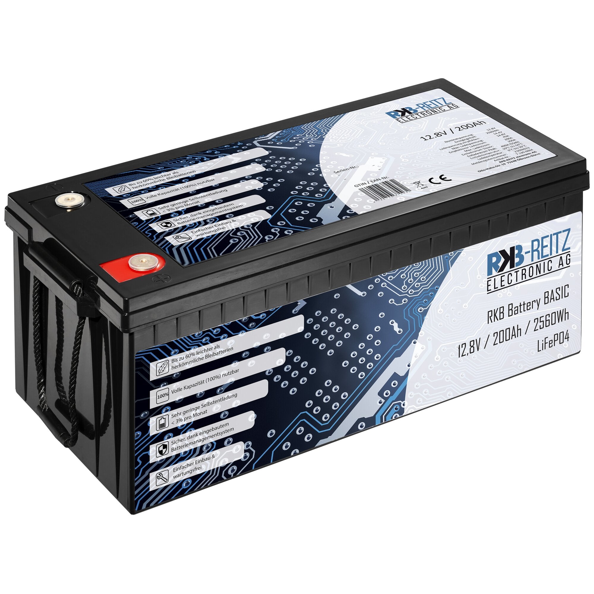 Diagonale Nahaufnahme einer schwarzen Lithiumbatterie LiFePO4 Basic mit Etikett 12,8 V und 200 Ah, blaues Schaltungsdesign auf der Oberfläche