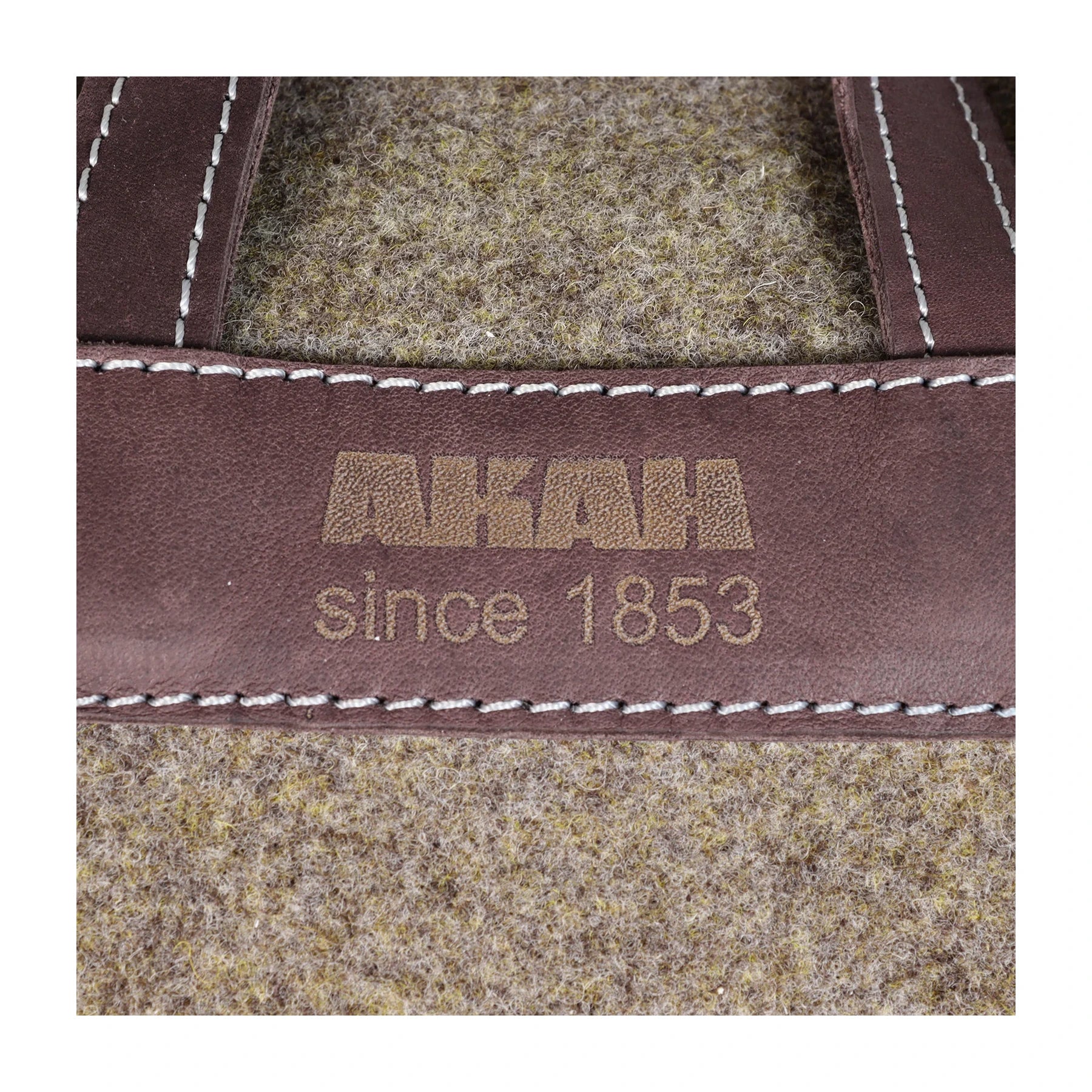 AKAH Rolltop-Rucksack aus Wollfilz und Olivenleder – Produktansicht 6