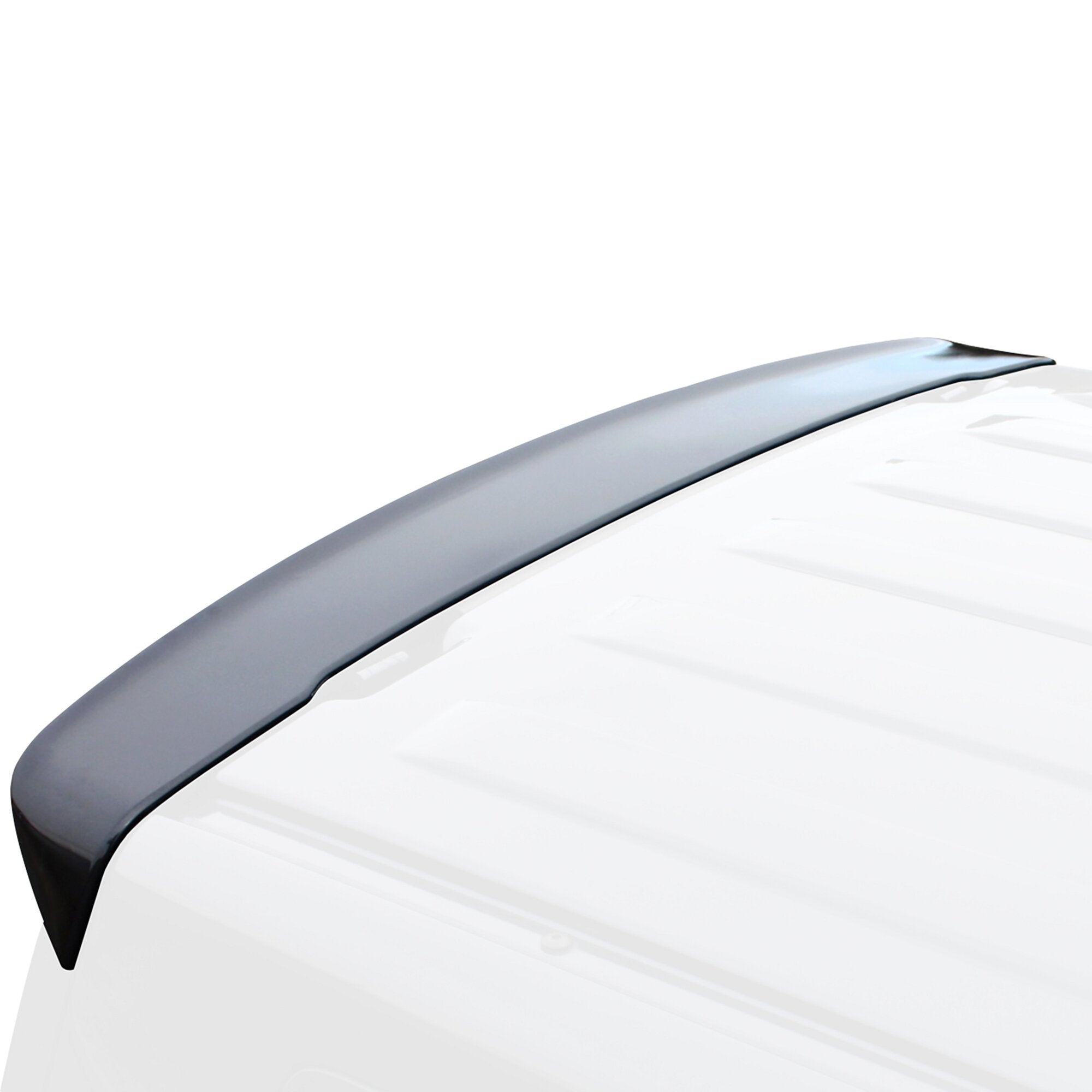 Unlackierter Dachspoiler in dunklem Grau auf dem Dach eines weißen Ford Transit Custom, Flügeltüren sichtbar, Detailaufnahme der Spoilerkante