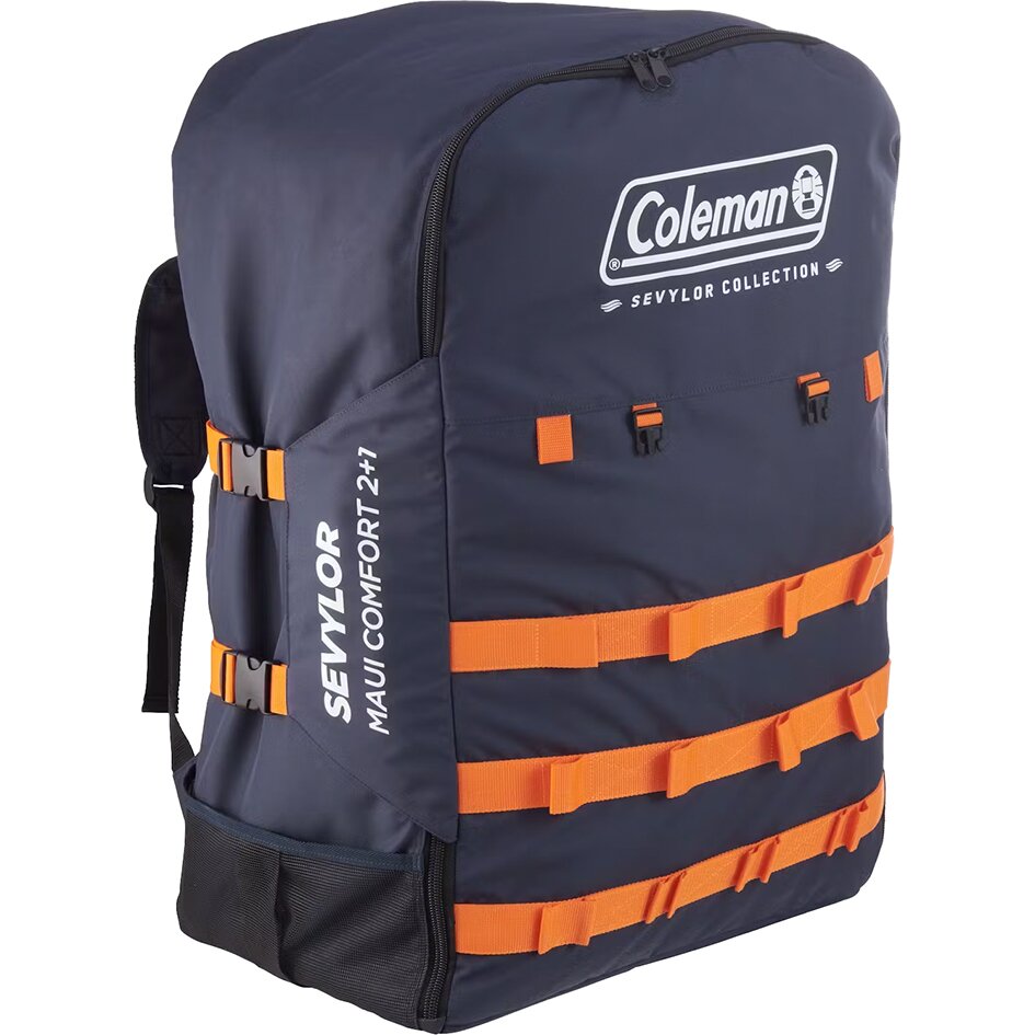 Dunkelblauer Rucksack mit orangefarbenen Gurten, vorne Coleman-Logo, seitlich SEVYLOR MAUI COMFORT 2+7 Schriftzug sichtbar