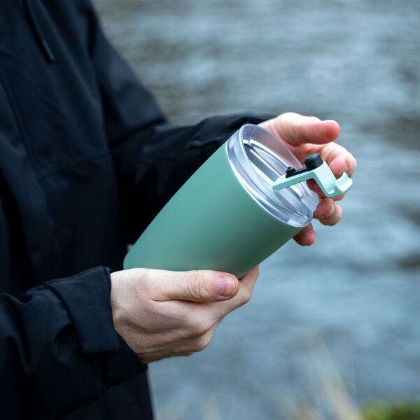 silwy Magnet-Thermobecher SAGE – 350 ml, mit Untersetzer