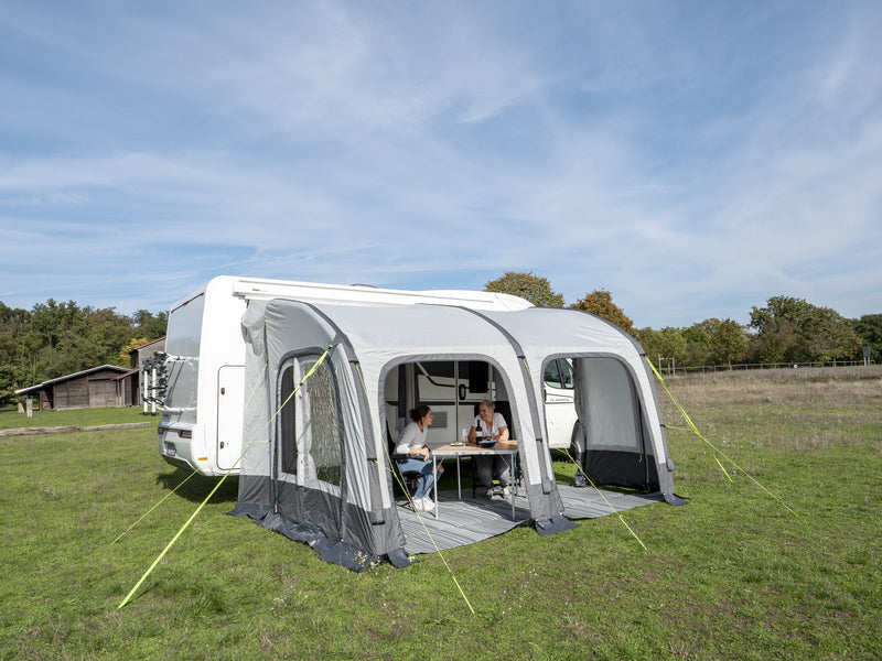 Reimo Tent Technology freistehendes Luftvorzelt TOUR PONZA AIR 390 für Reisemobile
