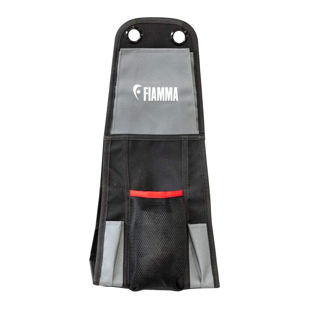 Langformatiger schwarzer Organizer mit grauer Fronttasche und FIAMMA-Logo, mittlere Mesh-Tasche, roter Akzent und zwei Metallringe oben