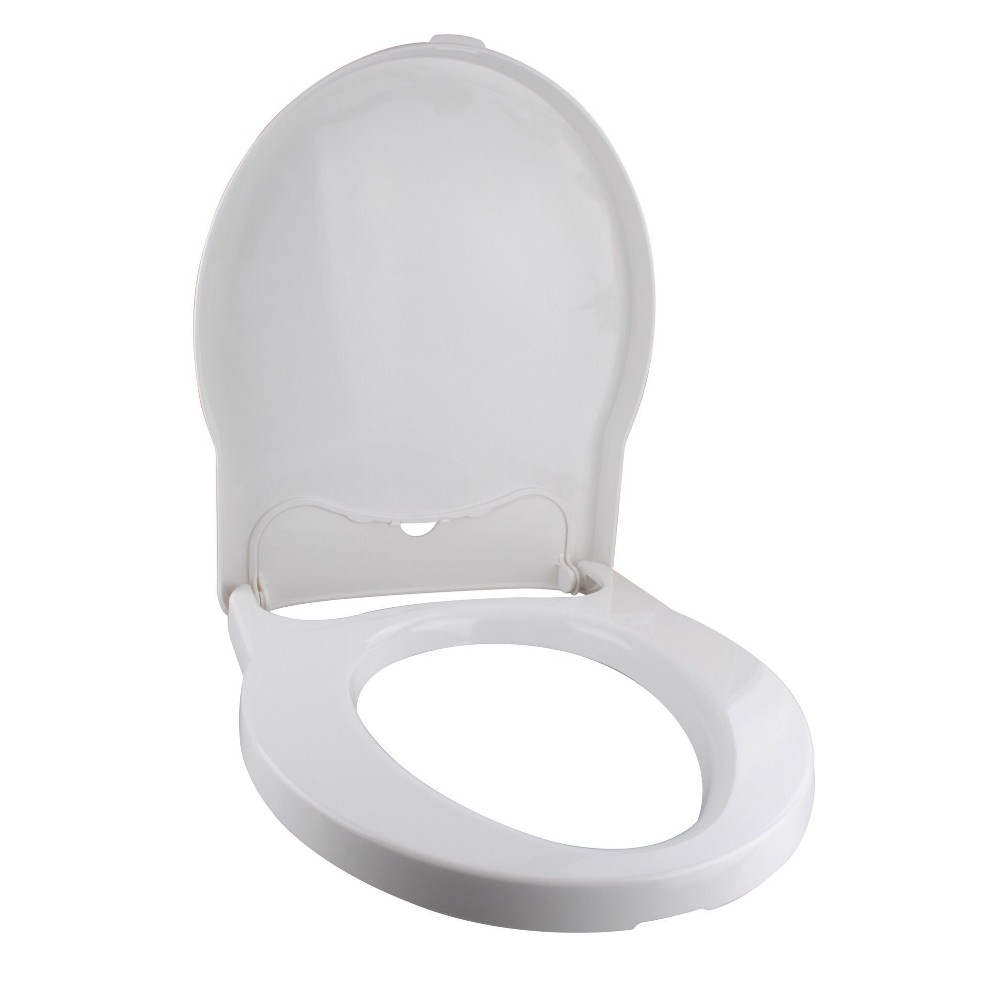 Weißer Toilettensitz mit Deckel hochgeklappt, aus Kunststoff, sichtbare runde Sitzfläche und Scharnierbereich