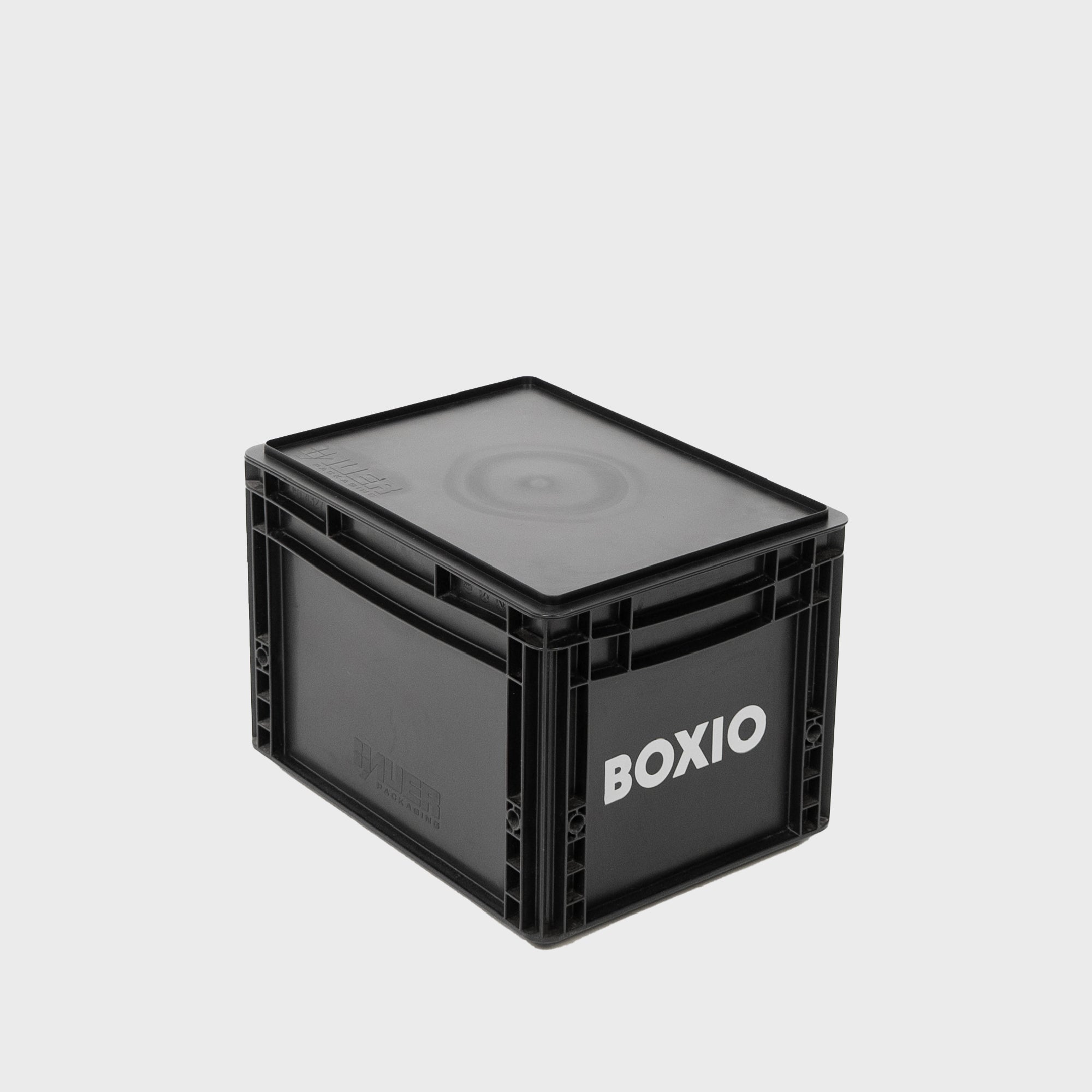 BOXIO SOLO | Eurobox mit Bohrlöchern für BOXIO TOILET & WASH (ohne Deckel) – Produktansicht 1