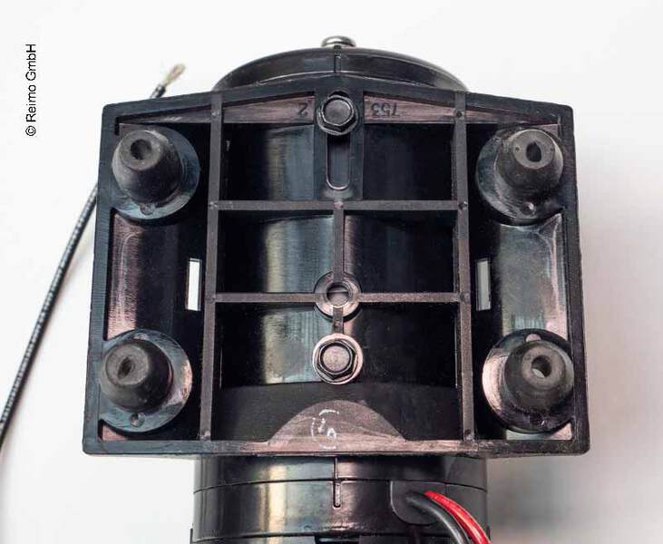 LILIE Fäkalienpumpe mit Zerhacker – 12 V
