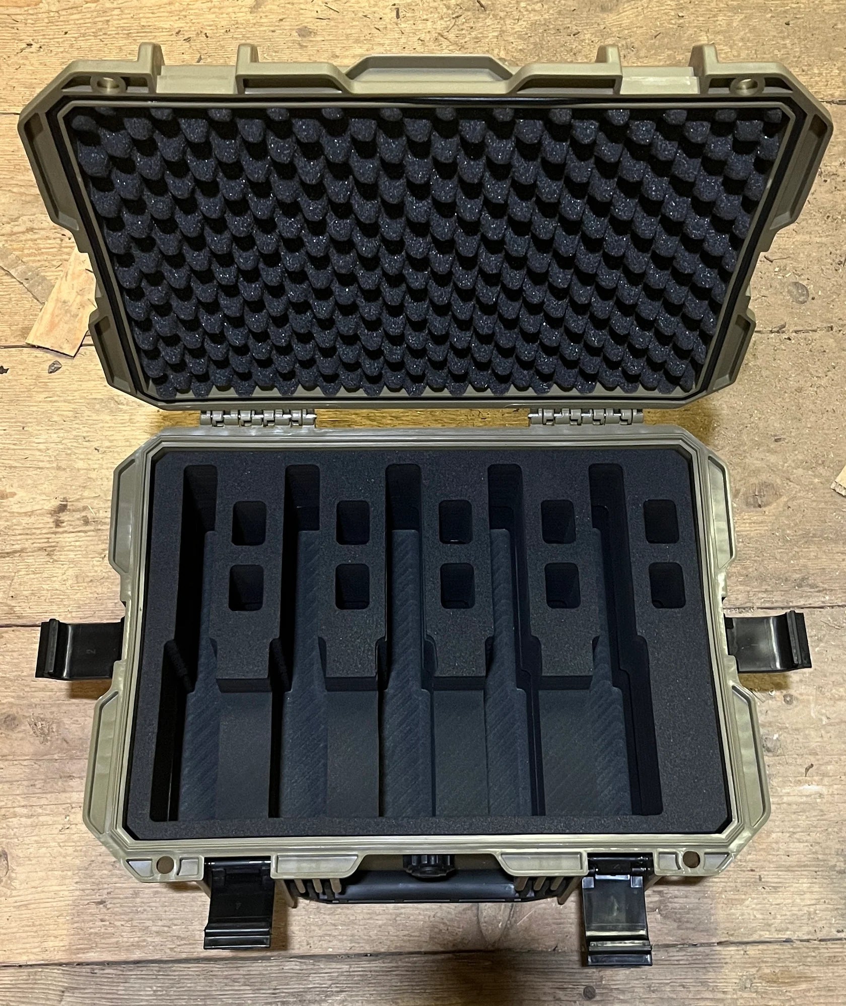 RAUZEUG Rugged GearRAUZEUG Pistol - Insert 465 - Black Raptor
