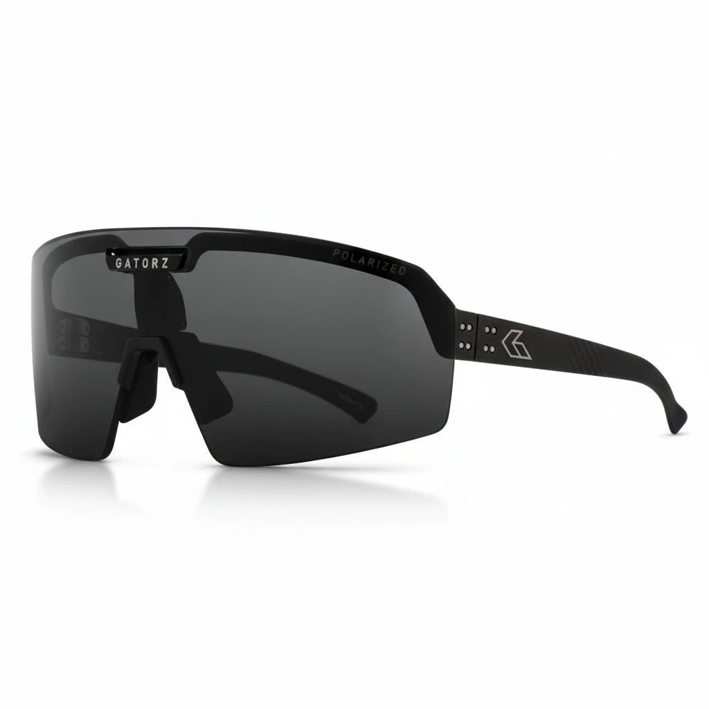Schwarze GATORZ Havok Schutzbrille mit einteiligem dunkel getönten Rauchglas und mattgestelltem Rahmen, sportlicher.