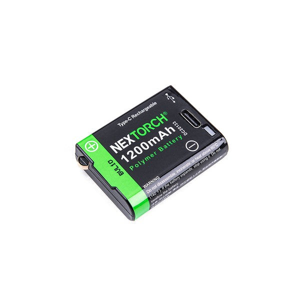 Kompakter, rechteckiger NEXTORCH 1200mAh Akku mit schwarzem und grünem Kunststoffgehäuse, markanter weißer und grüner.
