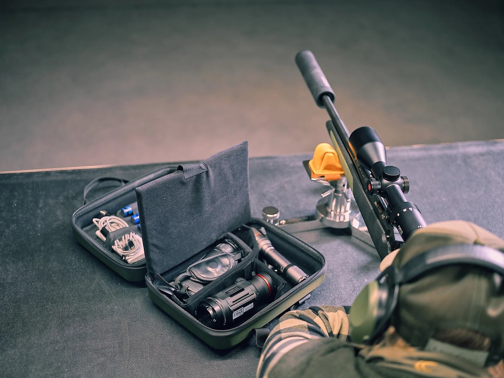 RAUZEUG Rugged GearRAUZEUG NVC300 Night Vision Softcase - Black Raptor