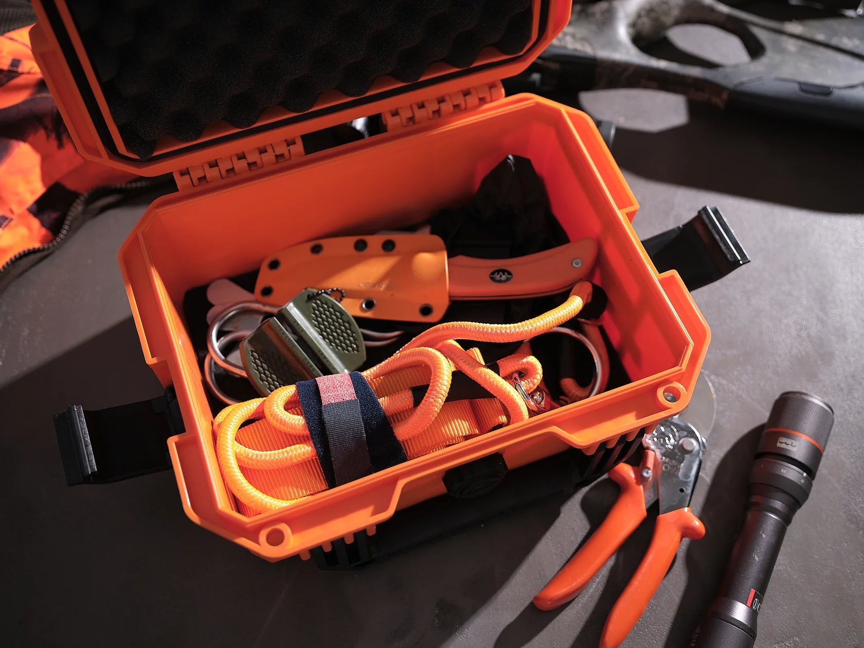 RAUZEUG Rugged GearRAUZEUG RC300 - Black Raptor