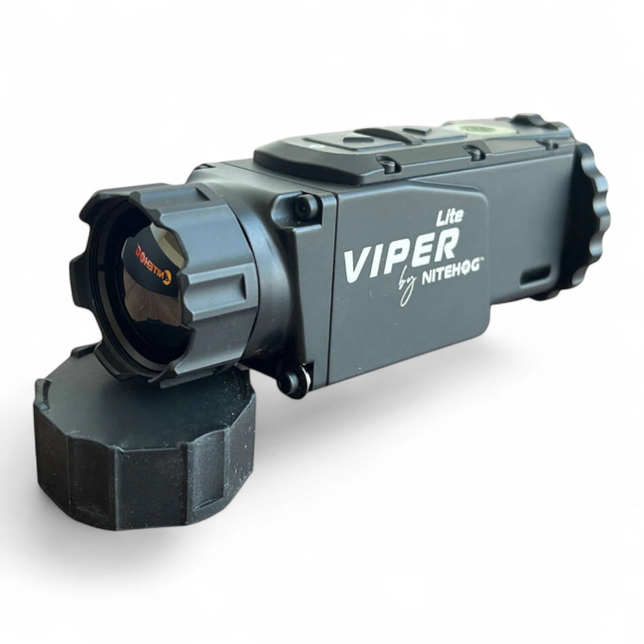 Kompaktes, schwarzes Wärmebildvorsatzgerät Nitehog Viper Lite mit abnehmbarem Linsenschutz, griffigem Einstellring und.