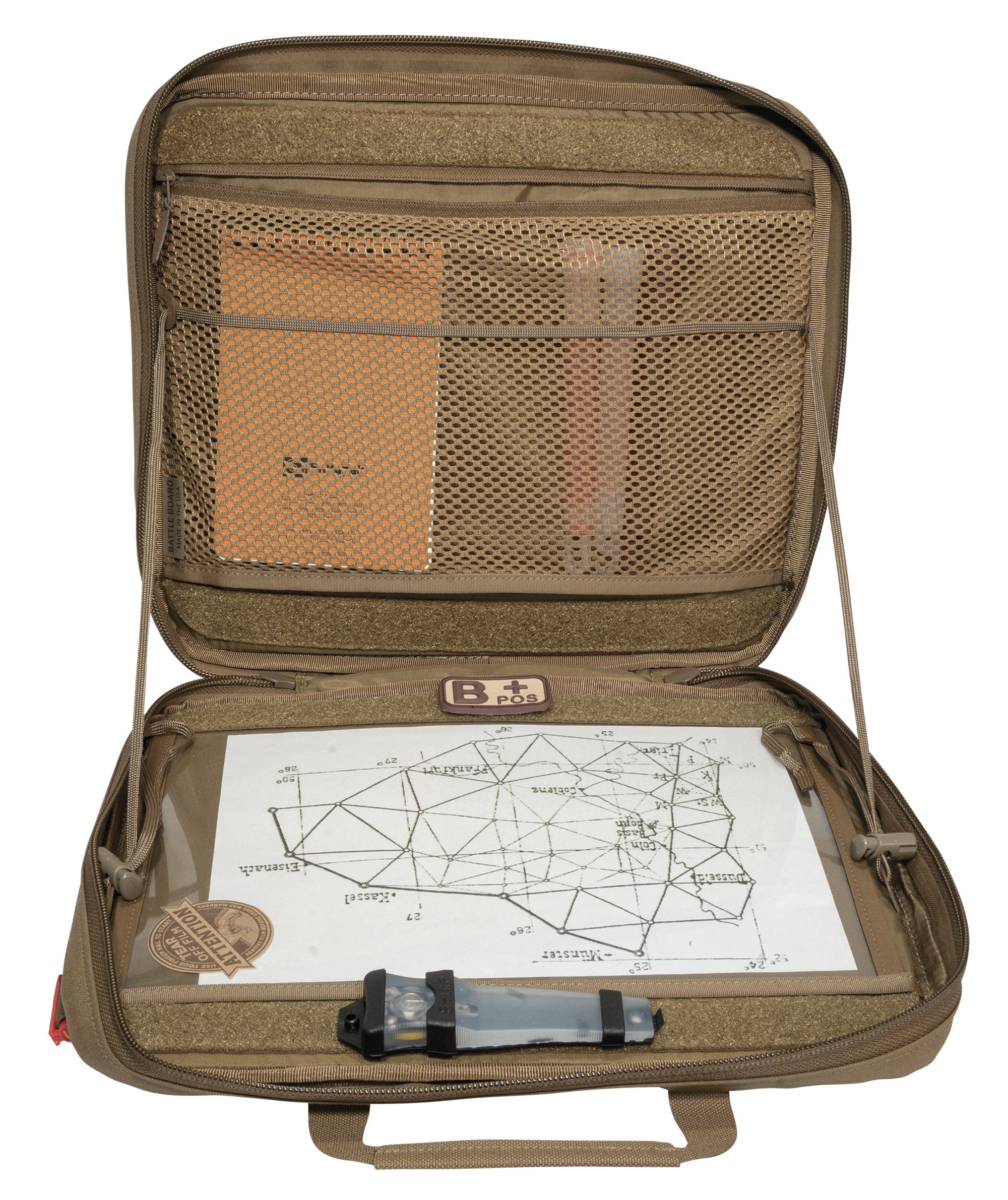 Battle Board Expedition 4.0 Medium Coyote geöffnet mit Innenfächern