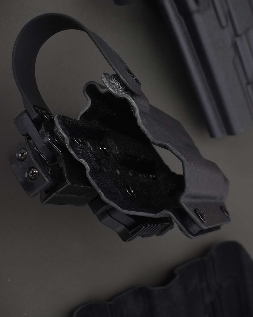 BGs Kane Holster mit weicher Innenauskleidung in Detailansicht