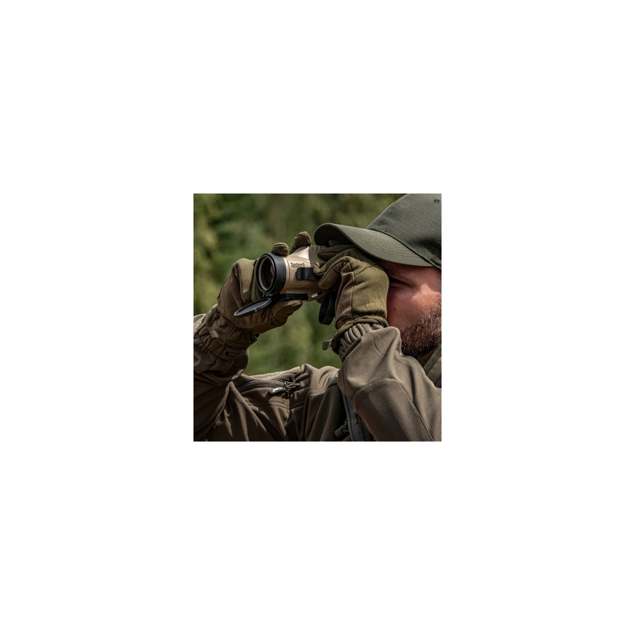 Bushnell Legend Ultra HD Tactical 10×42 – Anwendungsansicht bei der einäugigen Beobachtung