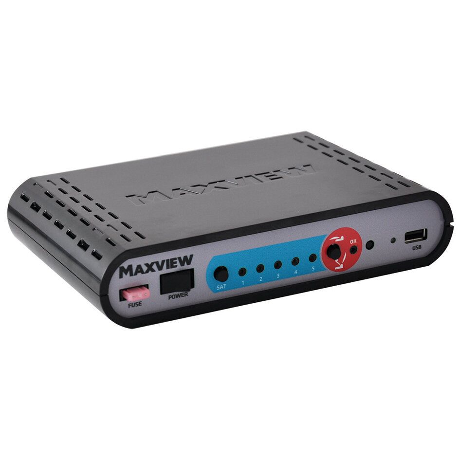Maxview Satelliten-Empfänger in dunkelgrauem Gehäuse mit blauer Leiste vorn, FUSE, POWER, SAT-Ports 1–5, roter OK-Druckknopf und USB-Anschluss