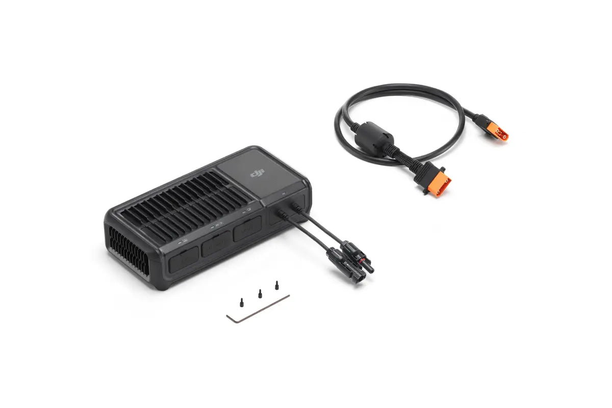 DJI Power 1,8 kW Ladegerät mit SDC-Kabel, Dongle und Montagematerial