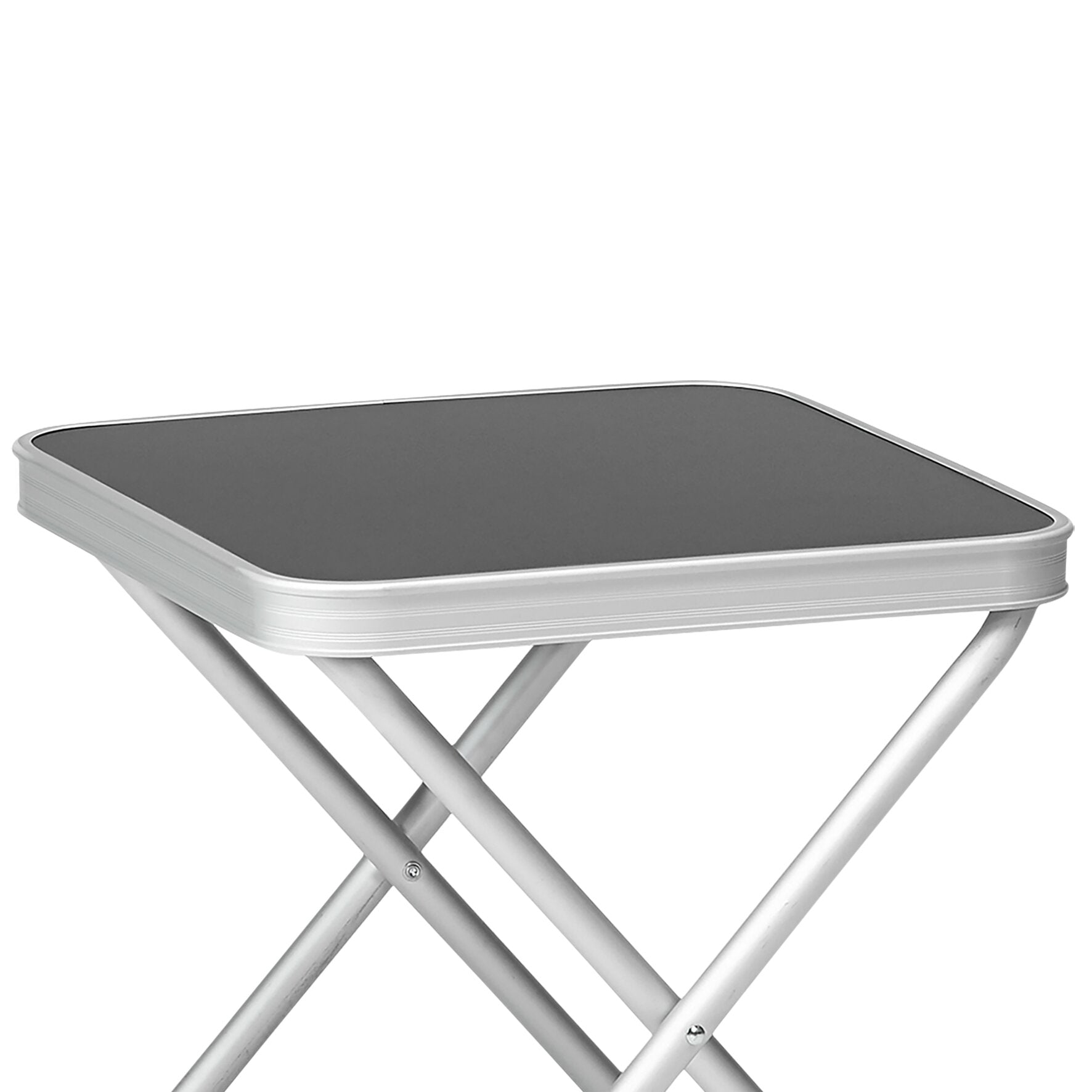 Rechteckige Sitzfläche einer Hockerplatte in dunklem Grau mit abgerundeten Ecken, silbernes Metallgestell in X-Form sichtbar