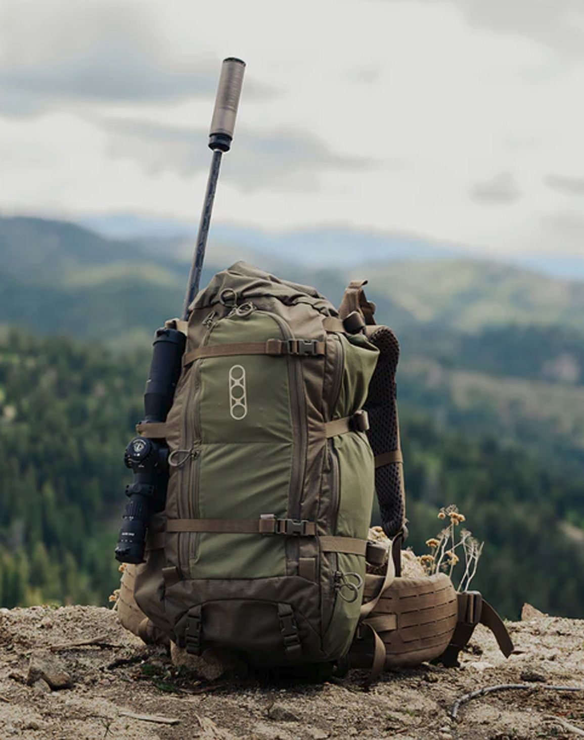 Eberlestock Brooks 3500 Mountain – modulare 57-Liter-Rucksacktasche in Frontansicht