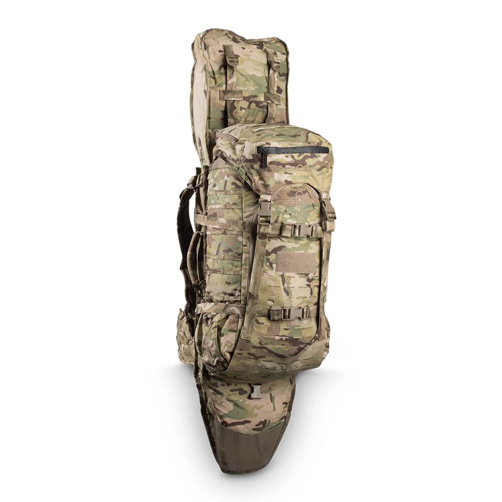 Eberlestock G2 Gunslinger II Multicam – Seitenansicht mit integriertem Gewehrfutteral
