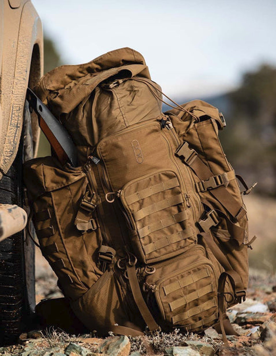 Eberlestock Operator TAA Coyote – Front und Taschenaufteilung