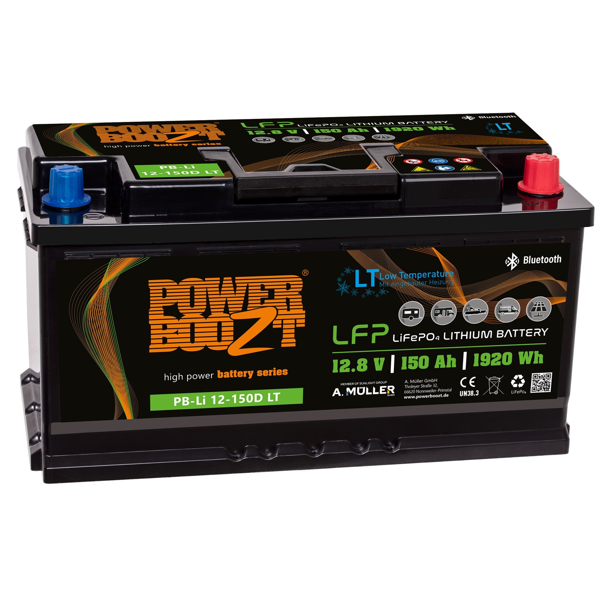 Topansicht einer schwarzen Lithiumbatterie mit blauen Minus- und roten Plusklemmen, grüne Beschriftung 12,8 V 150 Ah und Bluetooth-Symbol