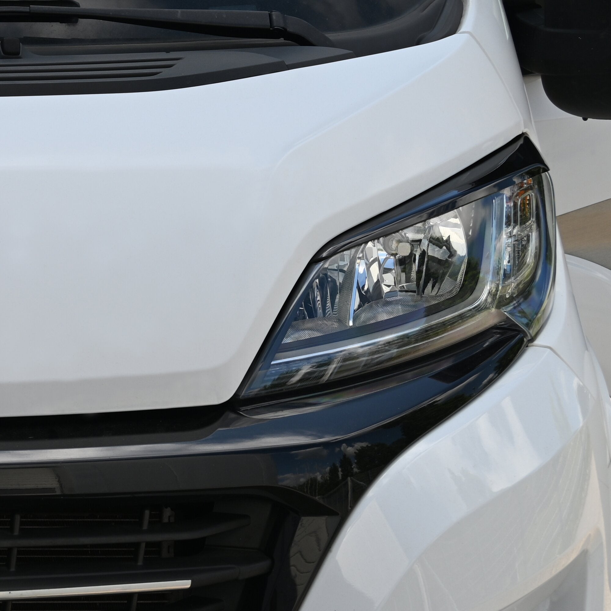 Scheinwerferblenden Böser Blick, schwarz unlackiert für Fiat Ducato, Bj. 2006/07 - 2014/04