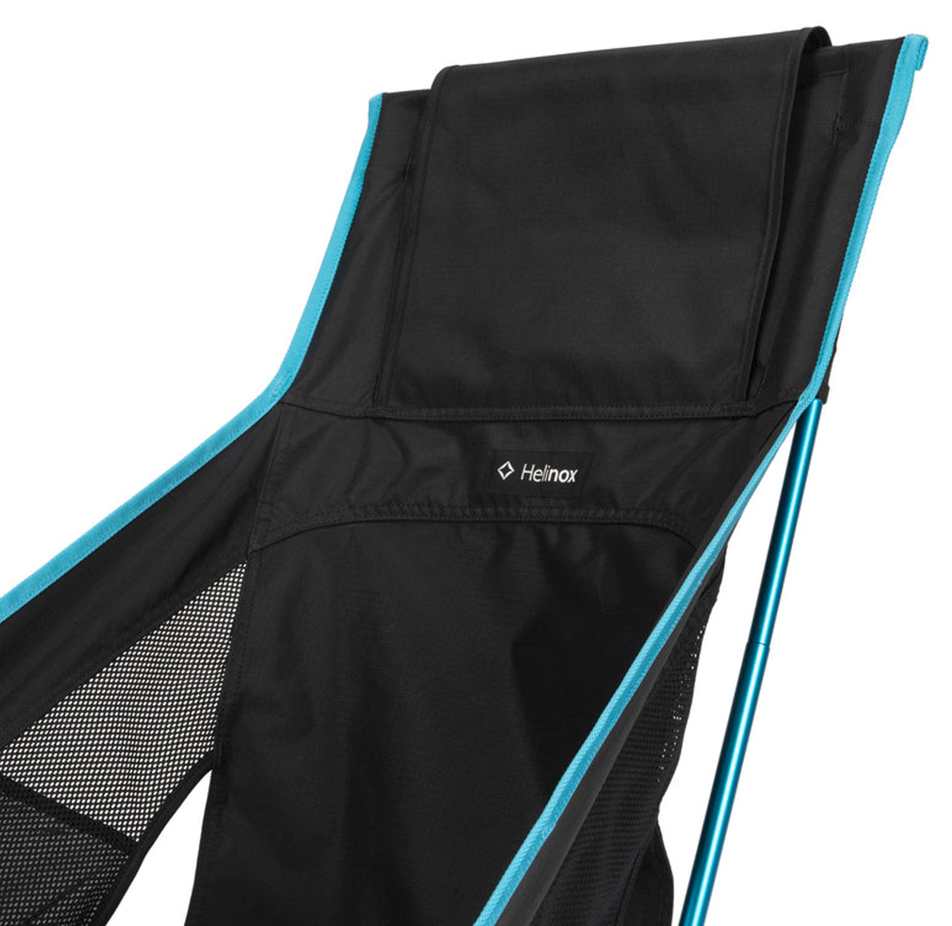 Helinox Beach Chair (re) Schwarz – kompakt verpackt in der Tragetasche