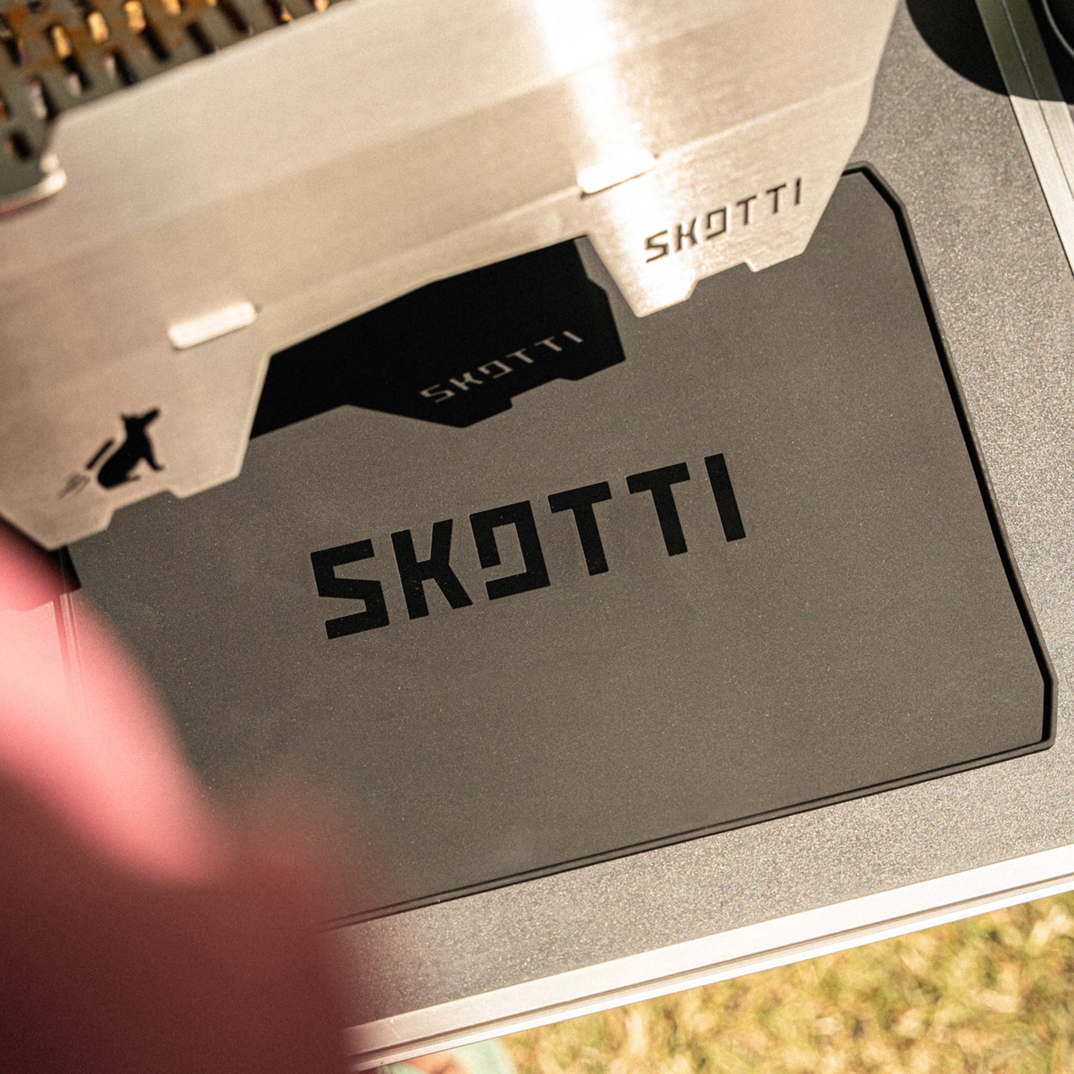 SKOTTI Matt
