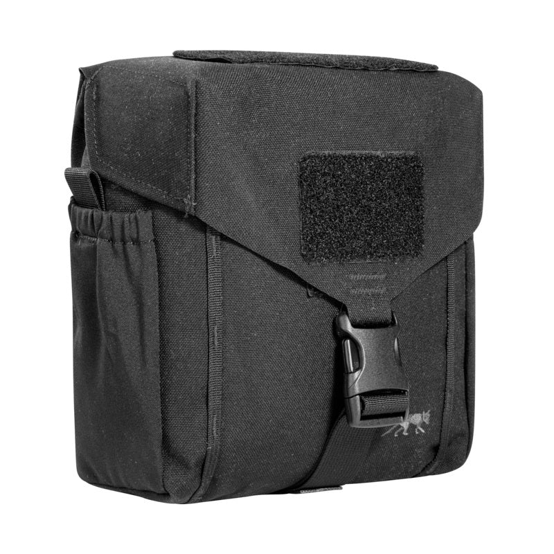 Schwarze Tasmanian Tiger Canteen Pouch MKIII aus robustem Cordura mit Frontklappe, Klickverschluss und Klettfeld, seitliche.