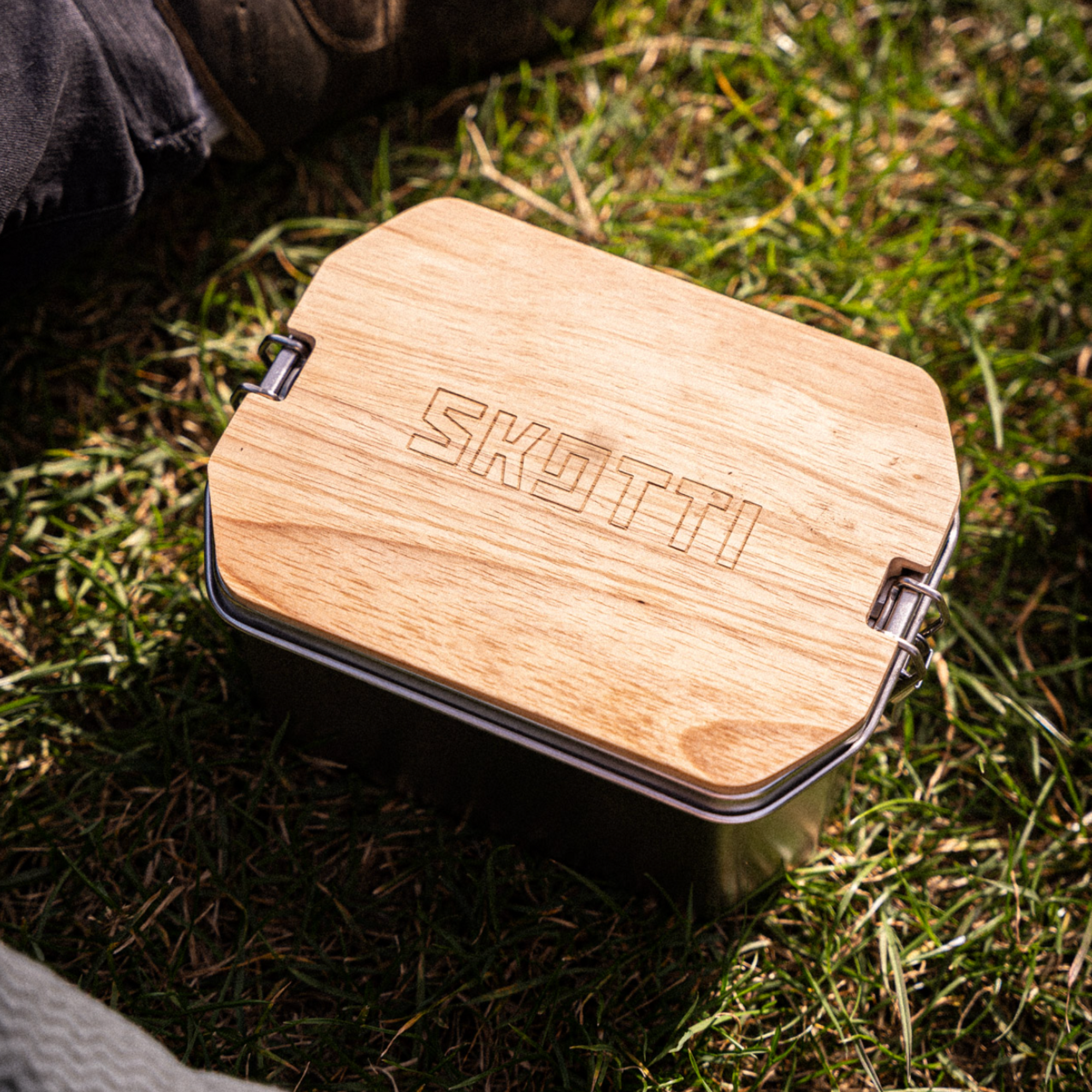 SKOTTI Plank