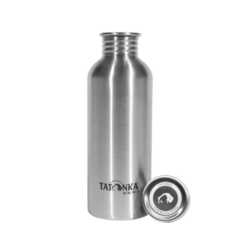 Edelstahl Trinkflasche mit mattiertem Finish und Schraubverschluss mit Tatonka-Logo, 0,5l bis 1,0l Varianten sichtbar.