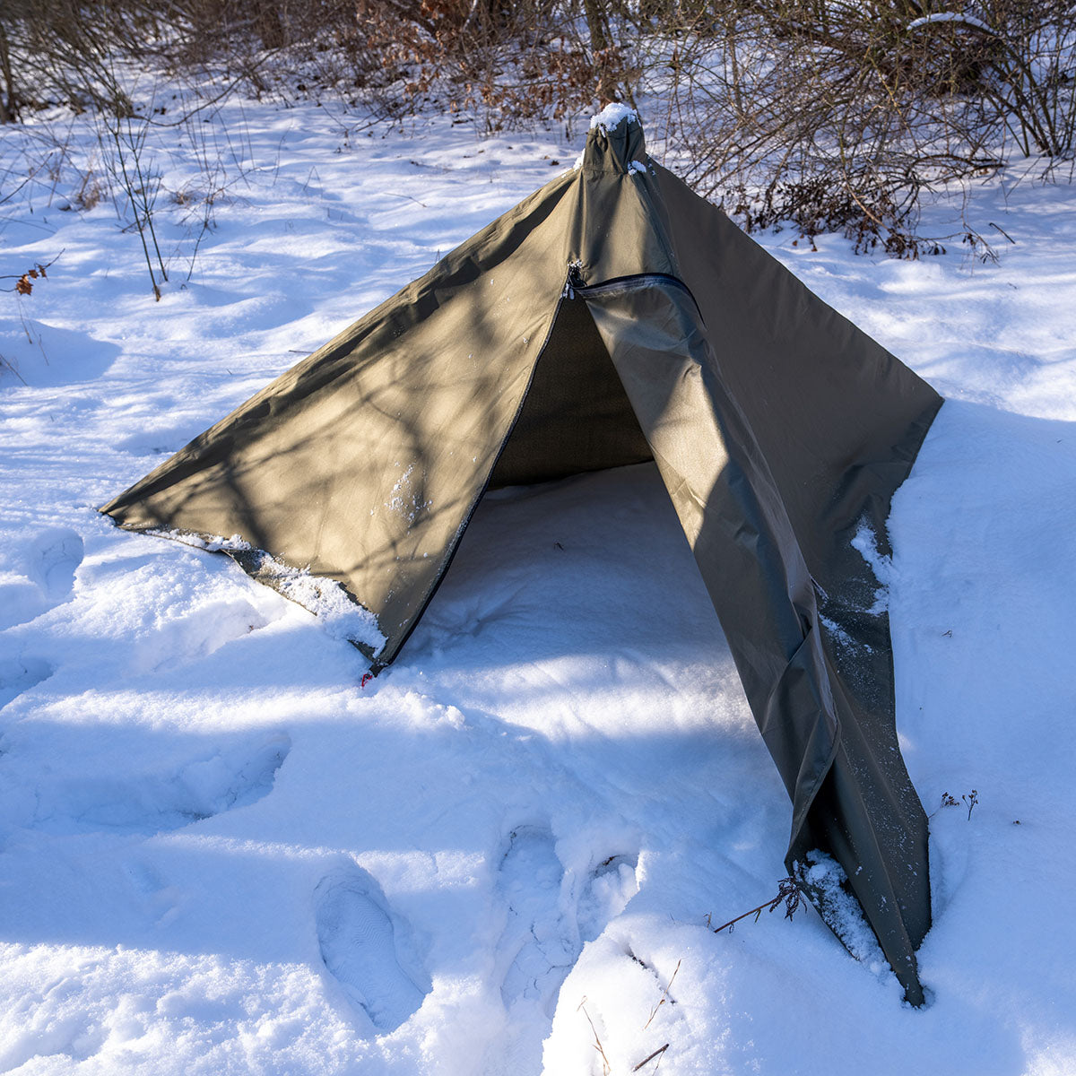 German Tactical Systems Tripod Field Shelter