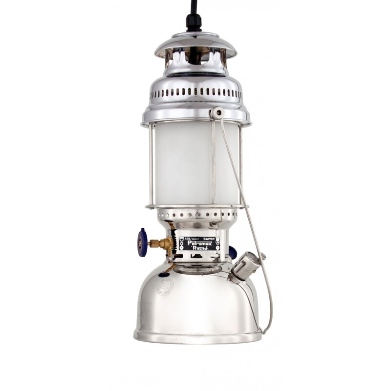 Silberne Petromax HK500 Petroleum-Deckenlampe mit weißem Glas und schwarzem Aufhängeseil, Campinglaterne im klassischen.