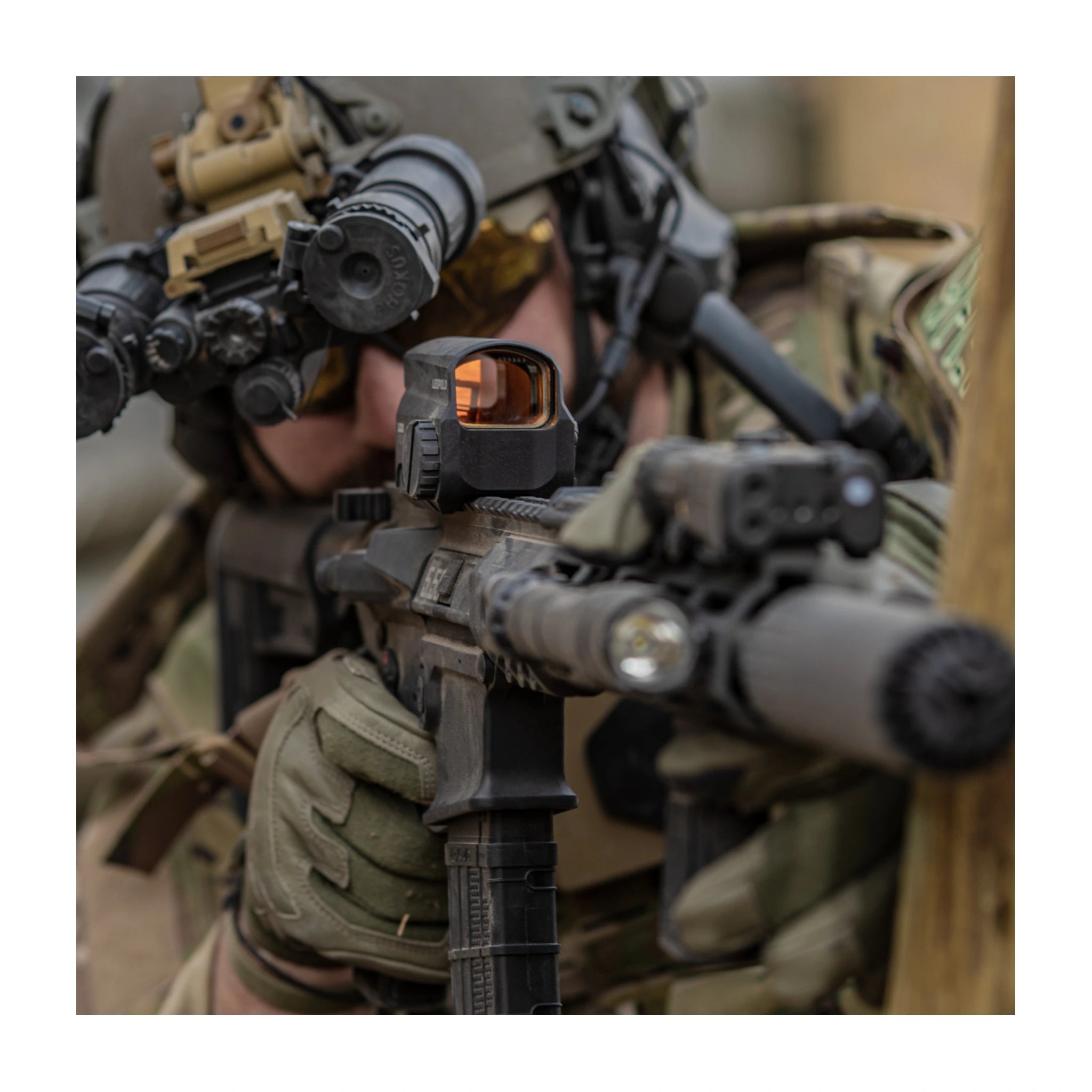 Leupold LCO Pro F2 – FDE Rotpunktvisier – Ansicht 4