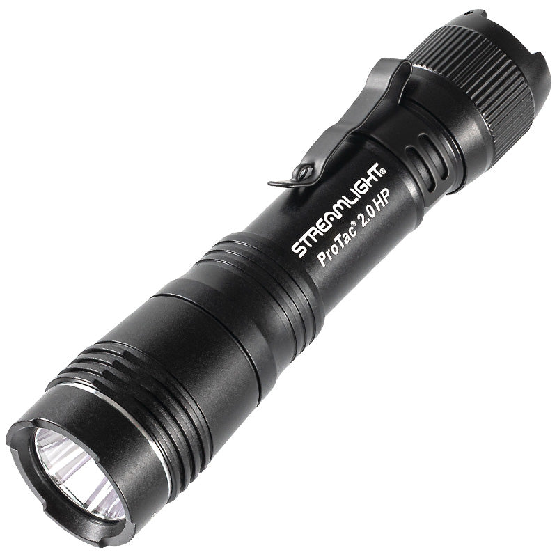 Streamlight ProTac 2.0 HP in Schwarz mit Taschenclip, schräge Vorderansicht