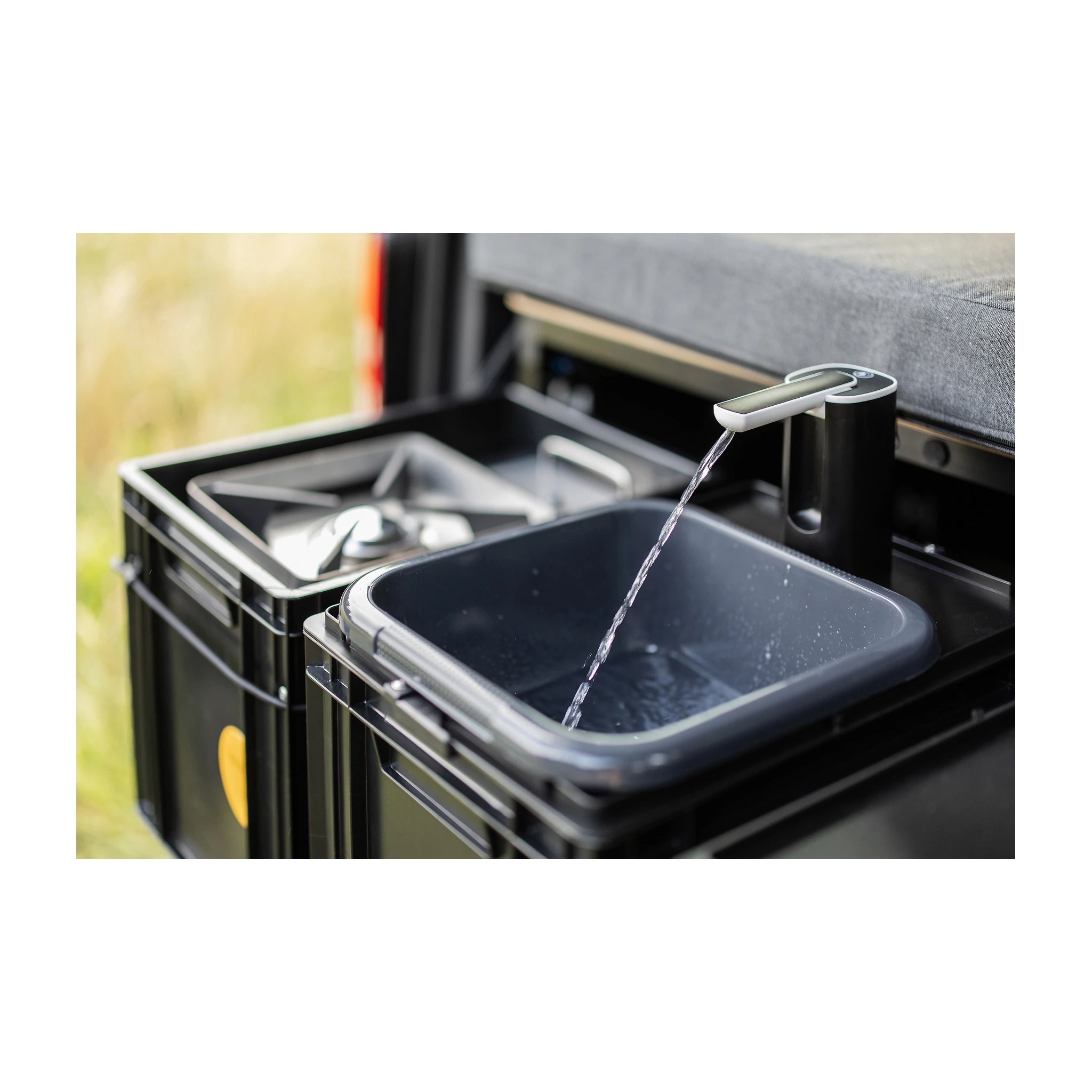QUQUQ CORE WET CUBE Wasserbox mit Akku-Wasserhahn – wet cube akku wasserhahn