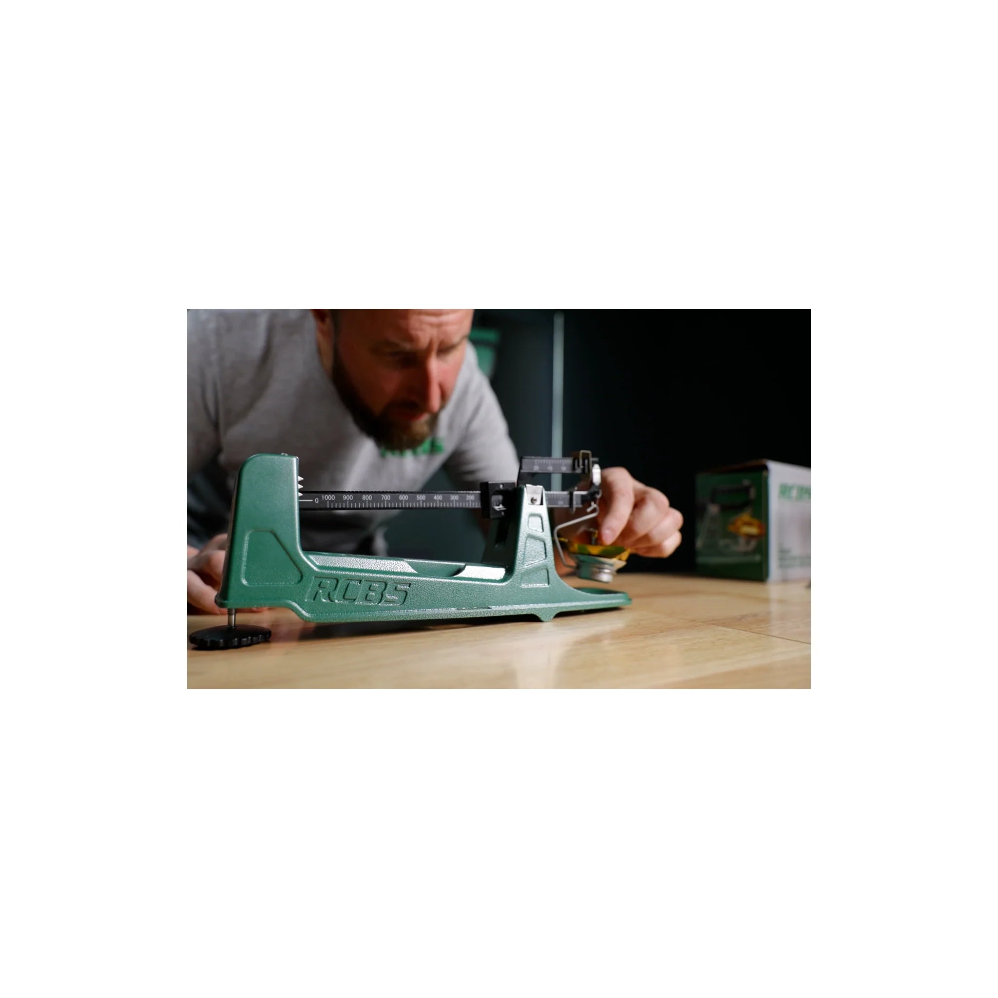 RCBS M1000 mechanische Pulverwaage – Ablesung am Balken