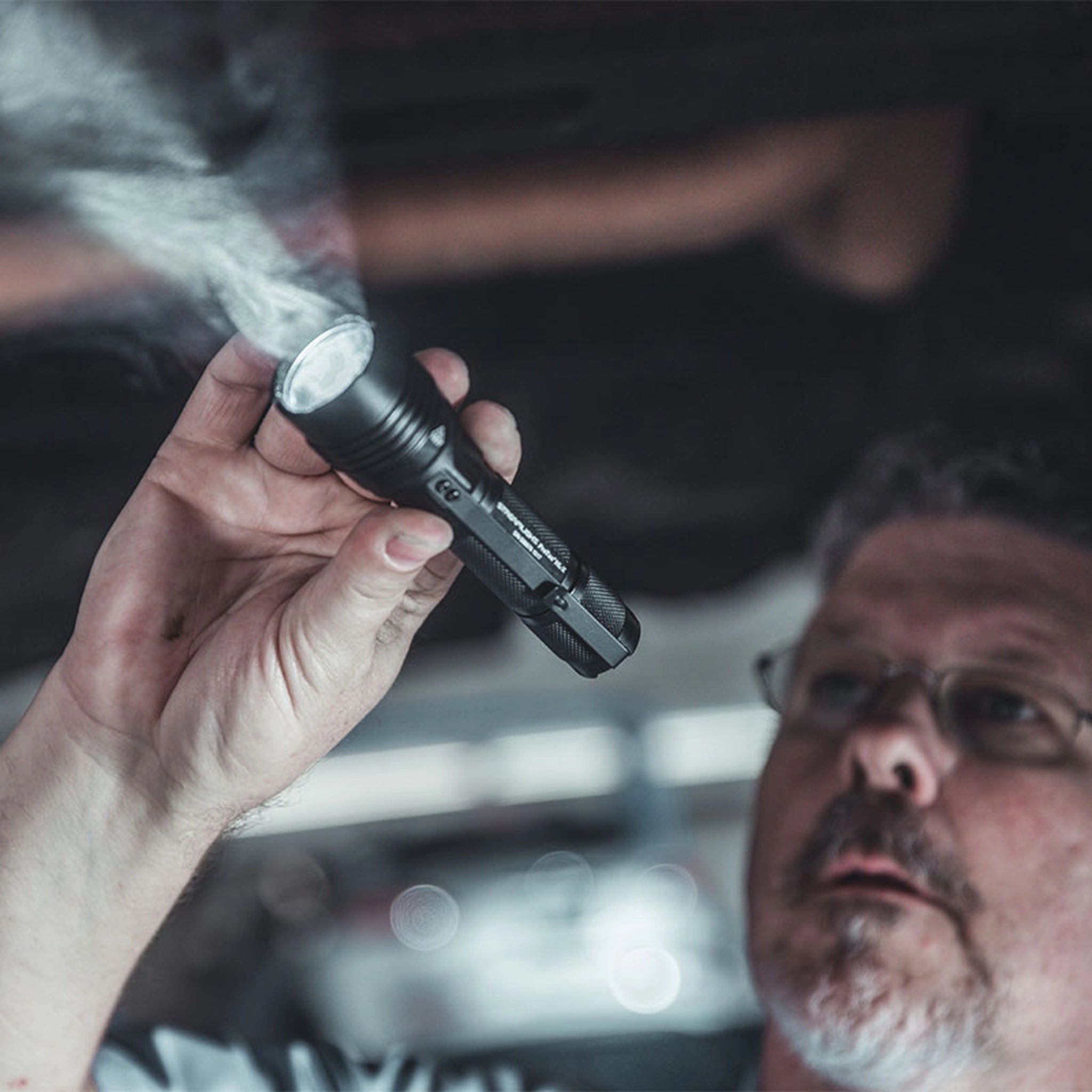 Streamlight ProTac HL-X Taschenlampe mit Gehäusedetail
