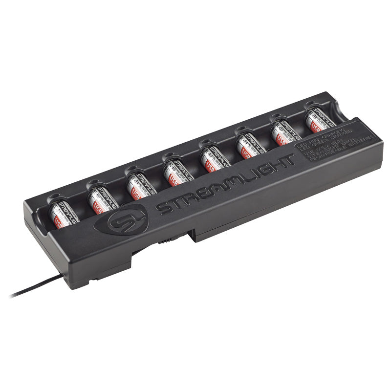 Streamlight SL-B9 Achtfach-Ladestation mit eingesetzten Akkus, schräge Hauptansicht