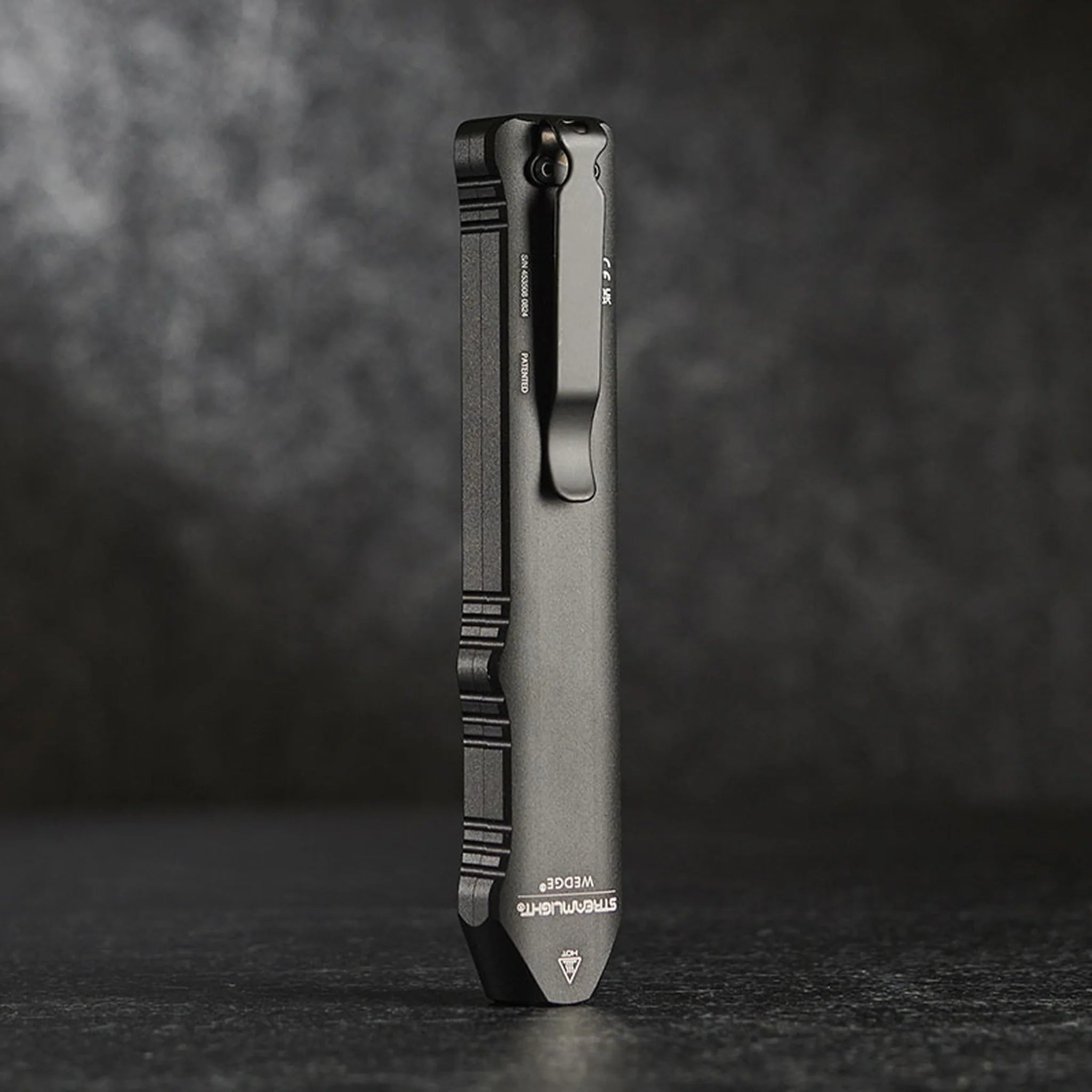 Streamlight Wedge USB-C Taschenlampe Schwarz mit Handschlaufe