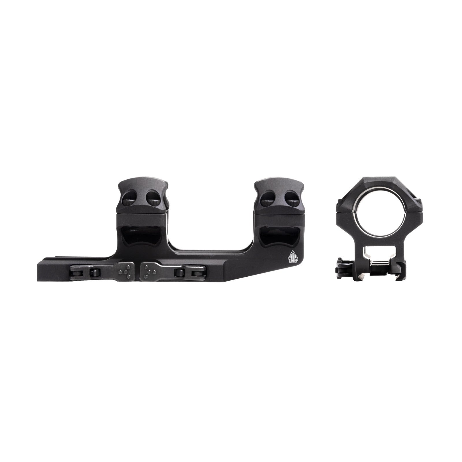 UTG AIR11834Q ACCU-SYNC QR 1 Zoll Offset Scope Rings Seiten- und Frontansicht